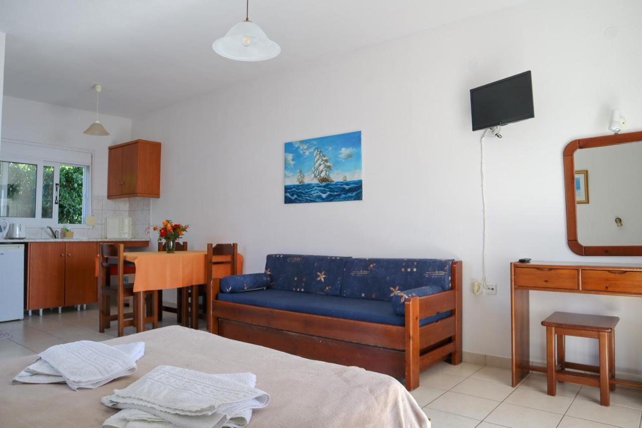 Spyridoula Aparthotel Lourdata  Exteriör bild